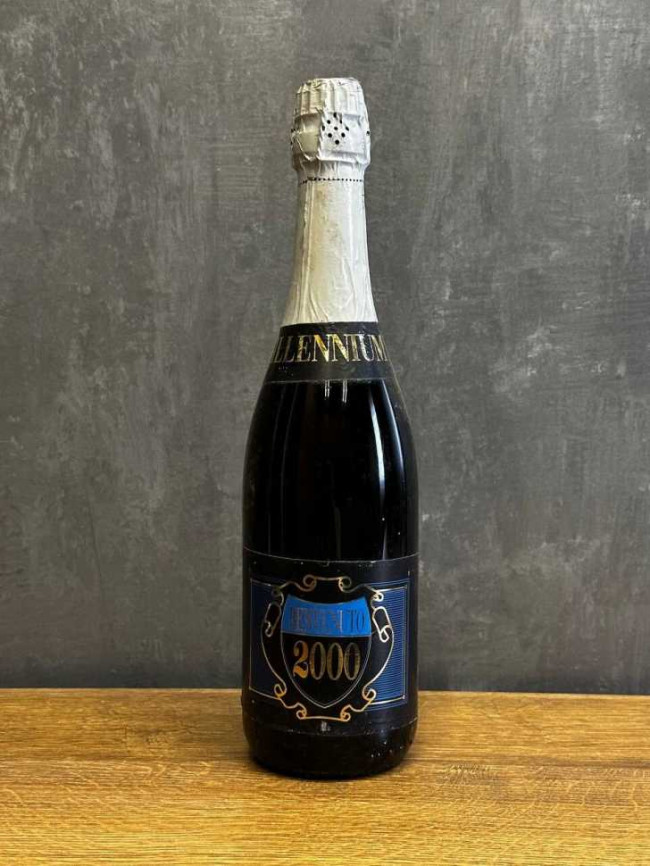 Вино Vino spumante brut Benvenuto 2000 года урожая
