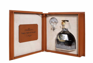 Коньяк «Aroma» 50 лет. 0,52 Коньяк «Aroma» 50 лет. 0,52