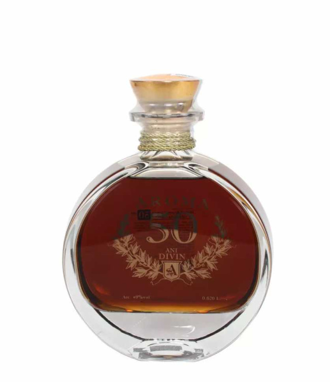 Коньяк «Aroma» 50 лет. 0,62 Коньяк «Aroma» 50 лет. 0,62