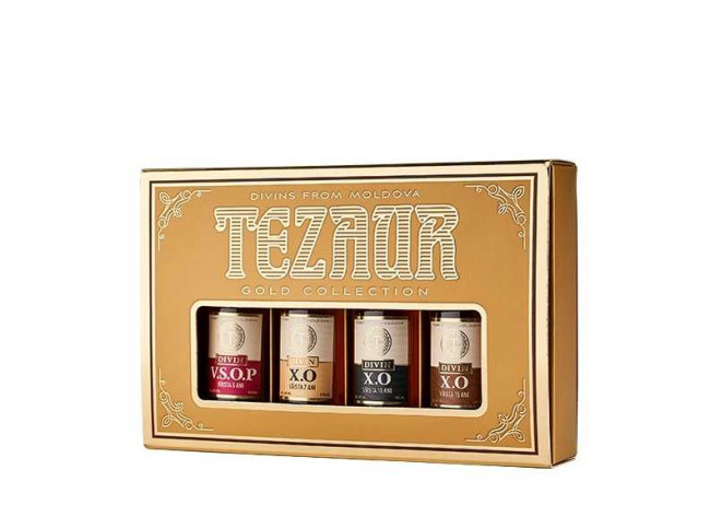 Набор коньяков «Tezaur» 5, 7, 10 и 15 лет, Gold Collection. 4 бут по 0,05 л. Набор коньяков «Tezaur» 5, 7, 10 и 15 лет, Gold Collection. 4 бут по 0,05 л.